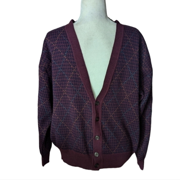 Vtg Cardigan wool blend Italian Made burgundy herringbone grandpa sweater sz M - Picture 9 of 11
